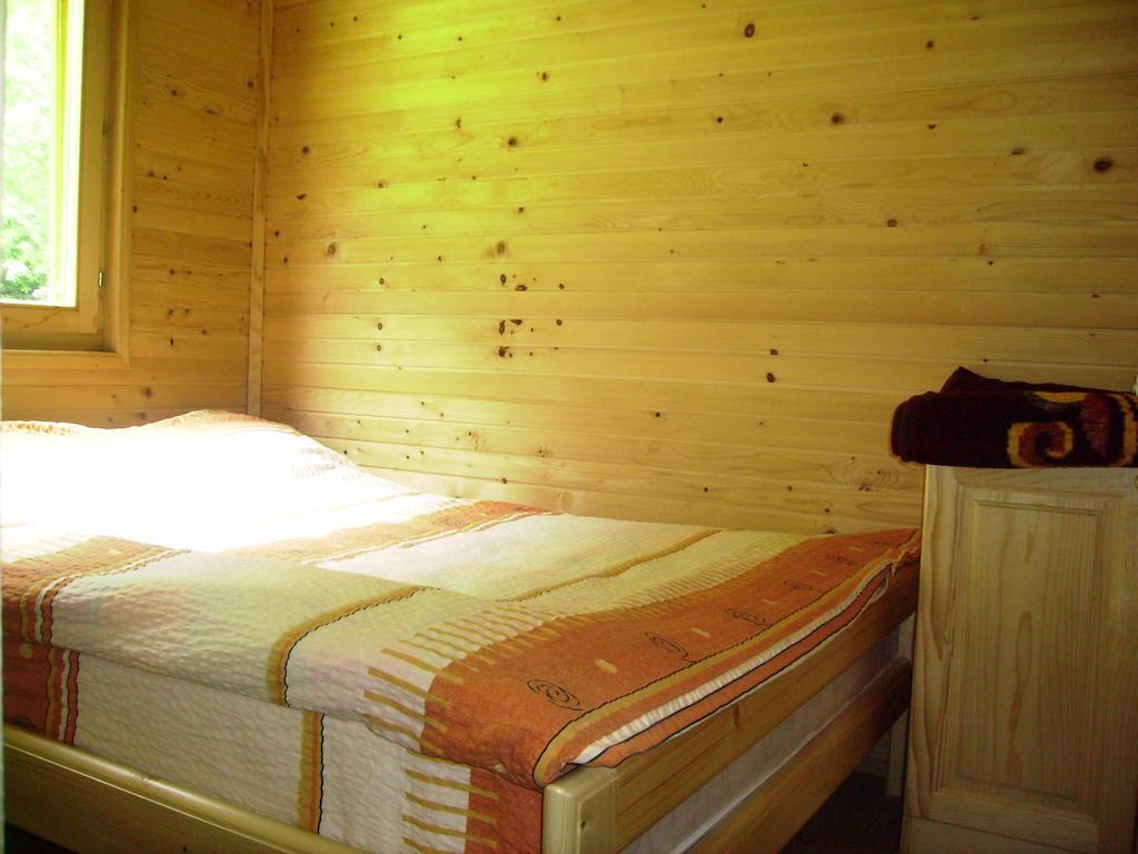 Eko Oaza-Tear Of Europe Hotel Dobrilovina Room photo